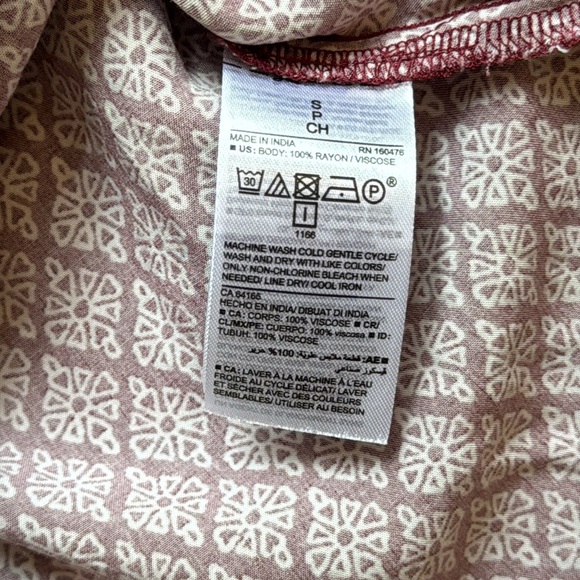 Old navy tank top - Picture 5 of 8